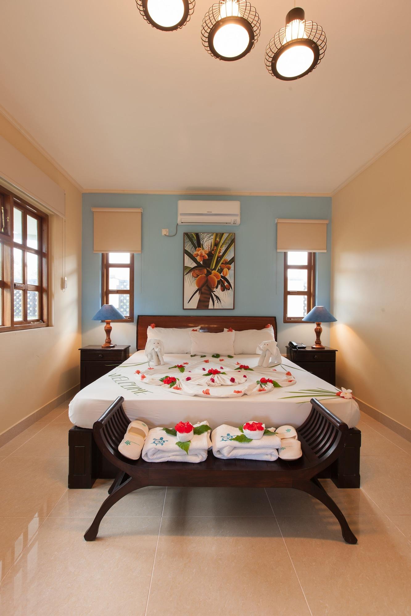 Le Relax Self Catering Apartment La Digue Bagian luar foto