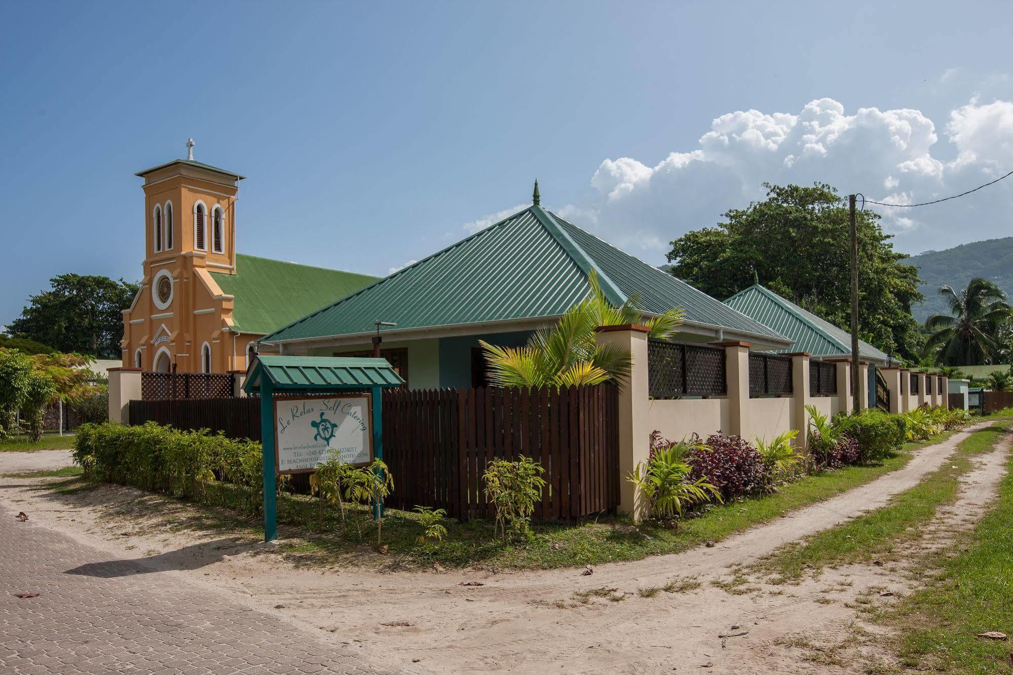Le Relax Self Catering Apartment La Digue Bagian luar foto